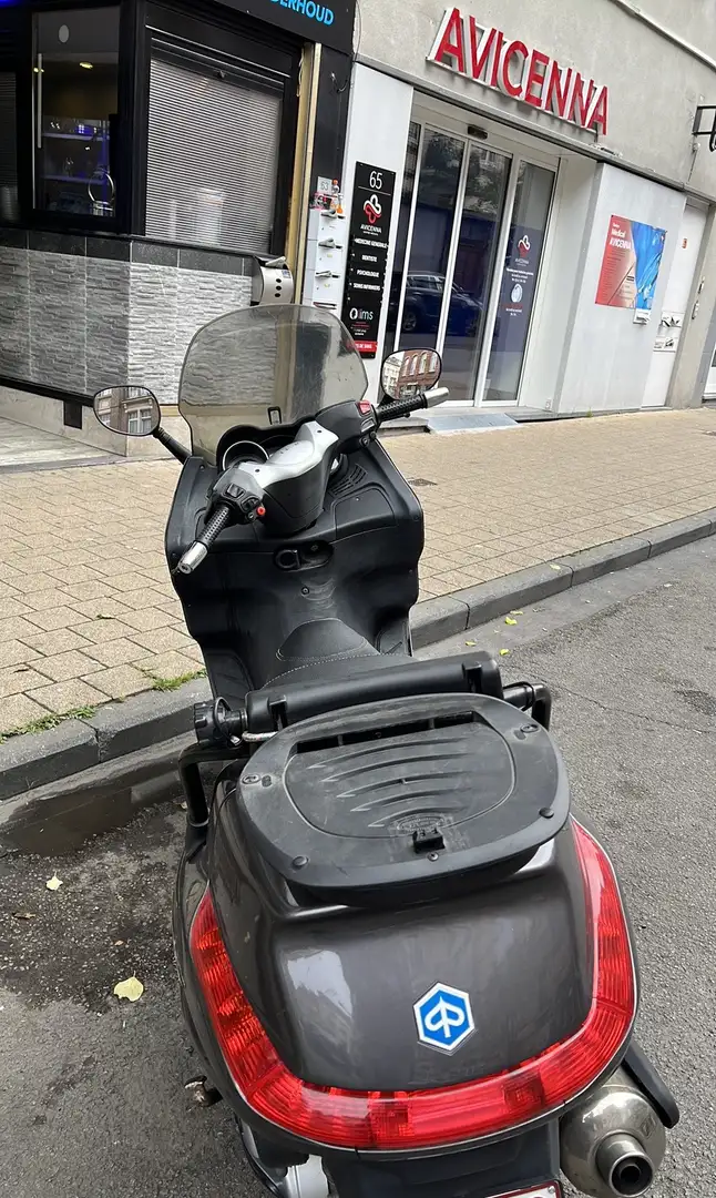 Piaggio XEvo 400 400 cc. Brun - 2