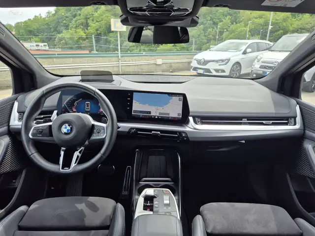 BMW 2 Series view 8