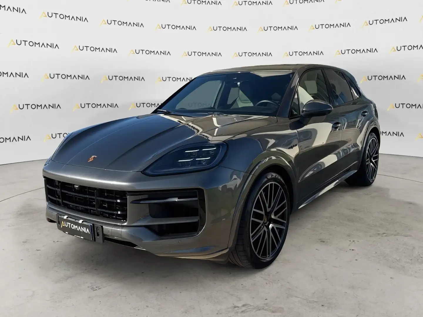 Porsche Cayenne Cayenne 3.0 V6 E-Hybrid - Listino 160'000€ - 1