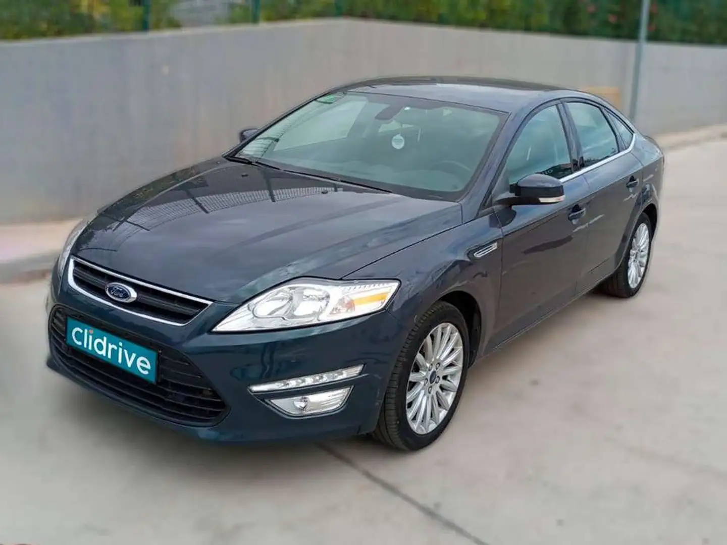 Ford Mondeo SB 1.6 EcoBoost Limited Edition Azul - 2