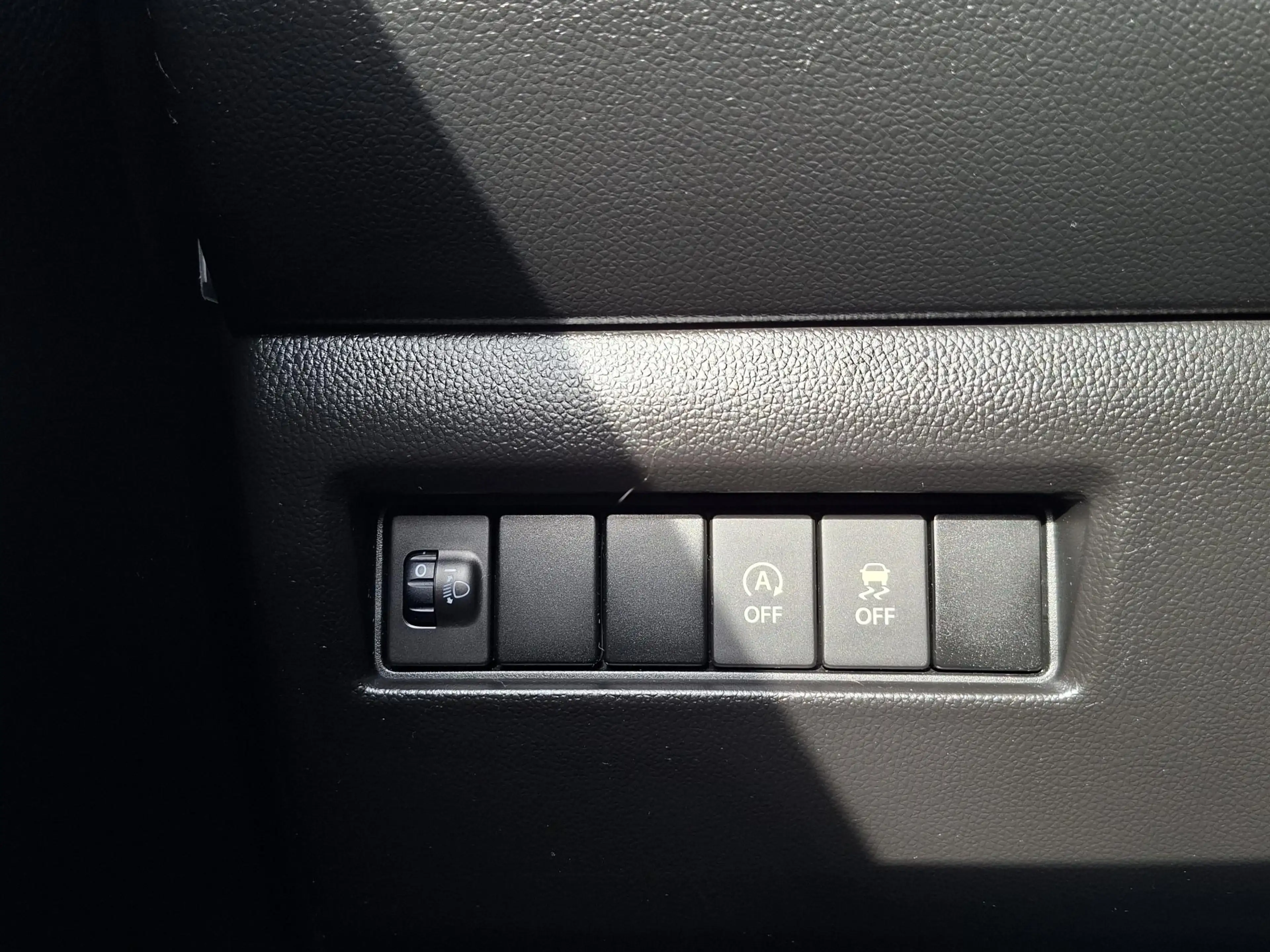 Suzuki Swift 1.2 Comfort Smart Hybrid Lmv/Bluetooth — photo 12