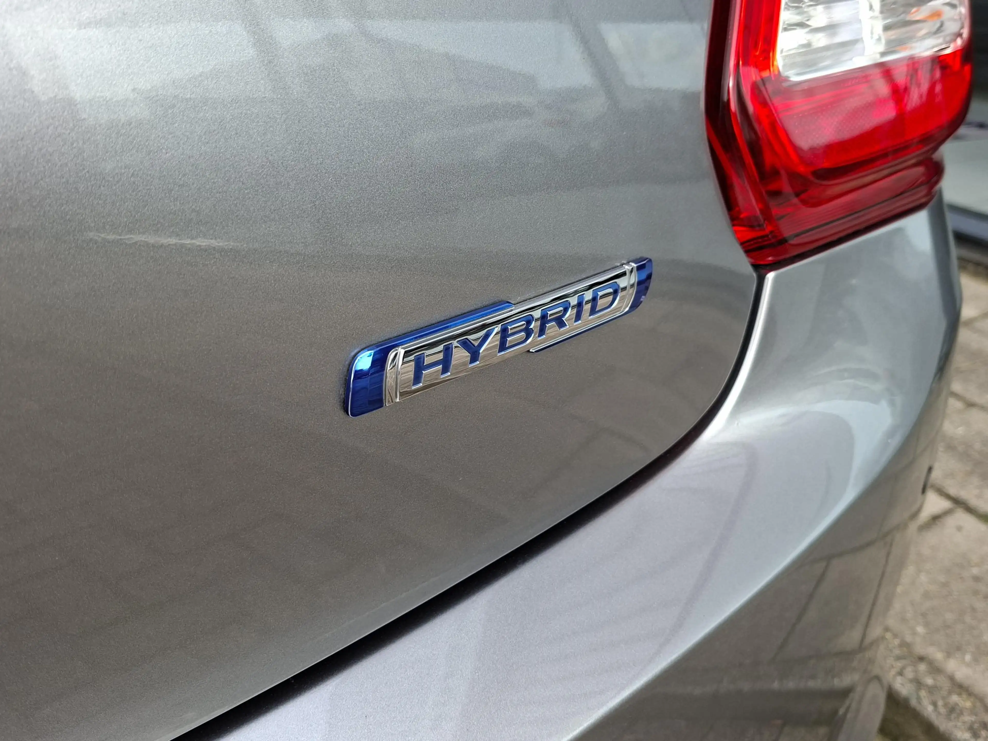 Suzuki Swift 1.2 Comfort Smart Hybrid Lmv/Bluetooth — photo 6