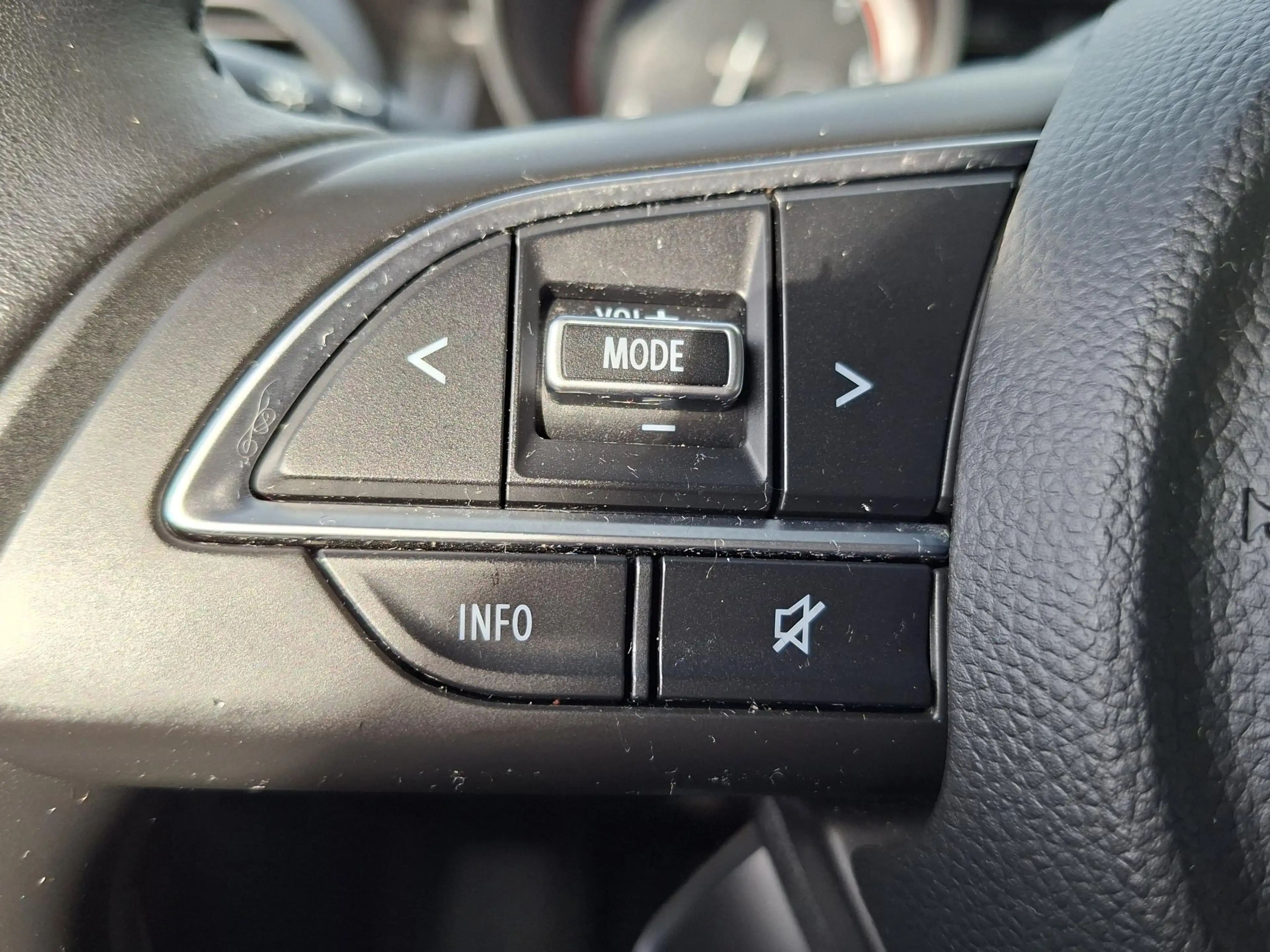 Suzuki Swift 1.2 Comfort Smart Hybrid Lmv/Bluetooth — photo 14