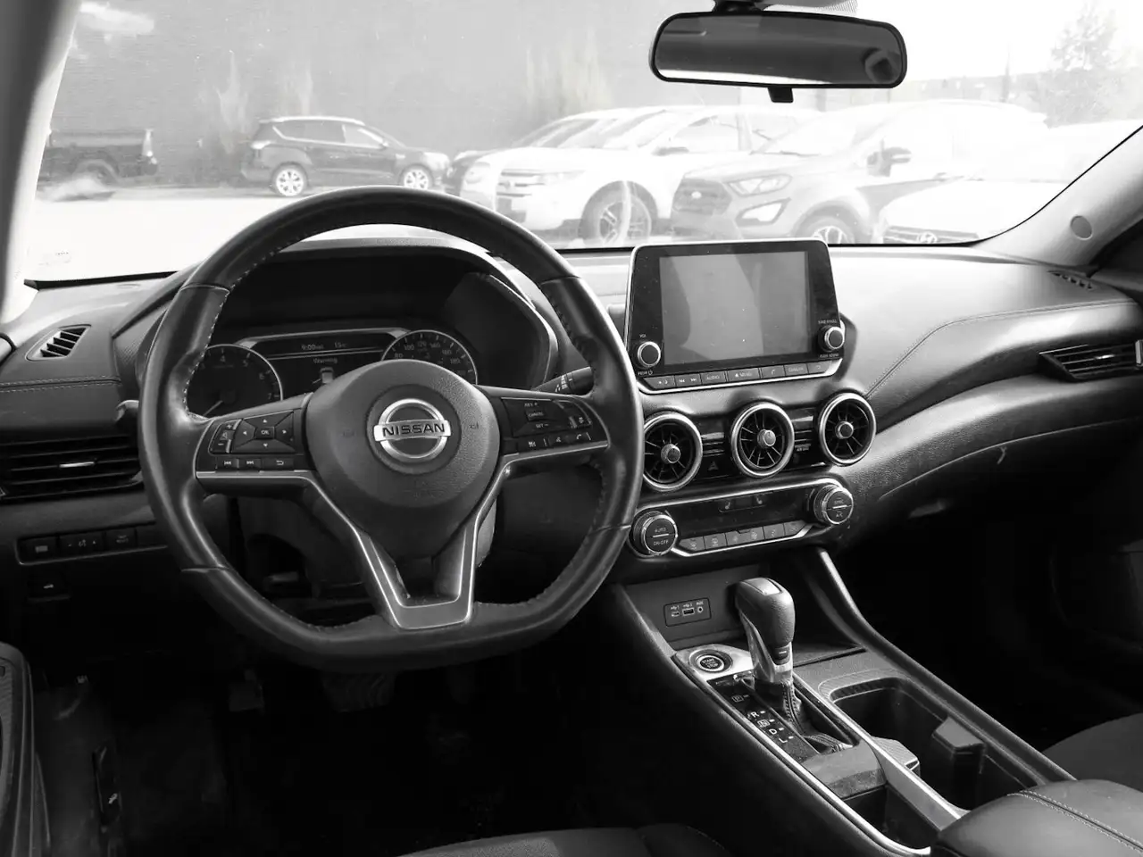 Nissan Sentra снимка Nissan Sentra