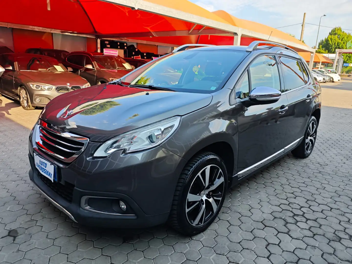 Peugeot 2008 2008 1.6 bluehdi Allure 100cv euro 6b Gris - 1