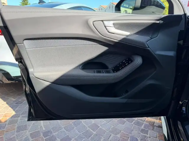 Audi A5 view 16
