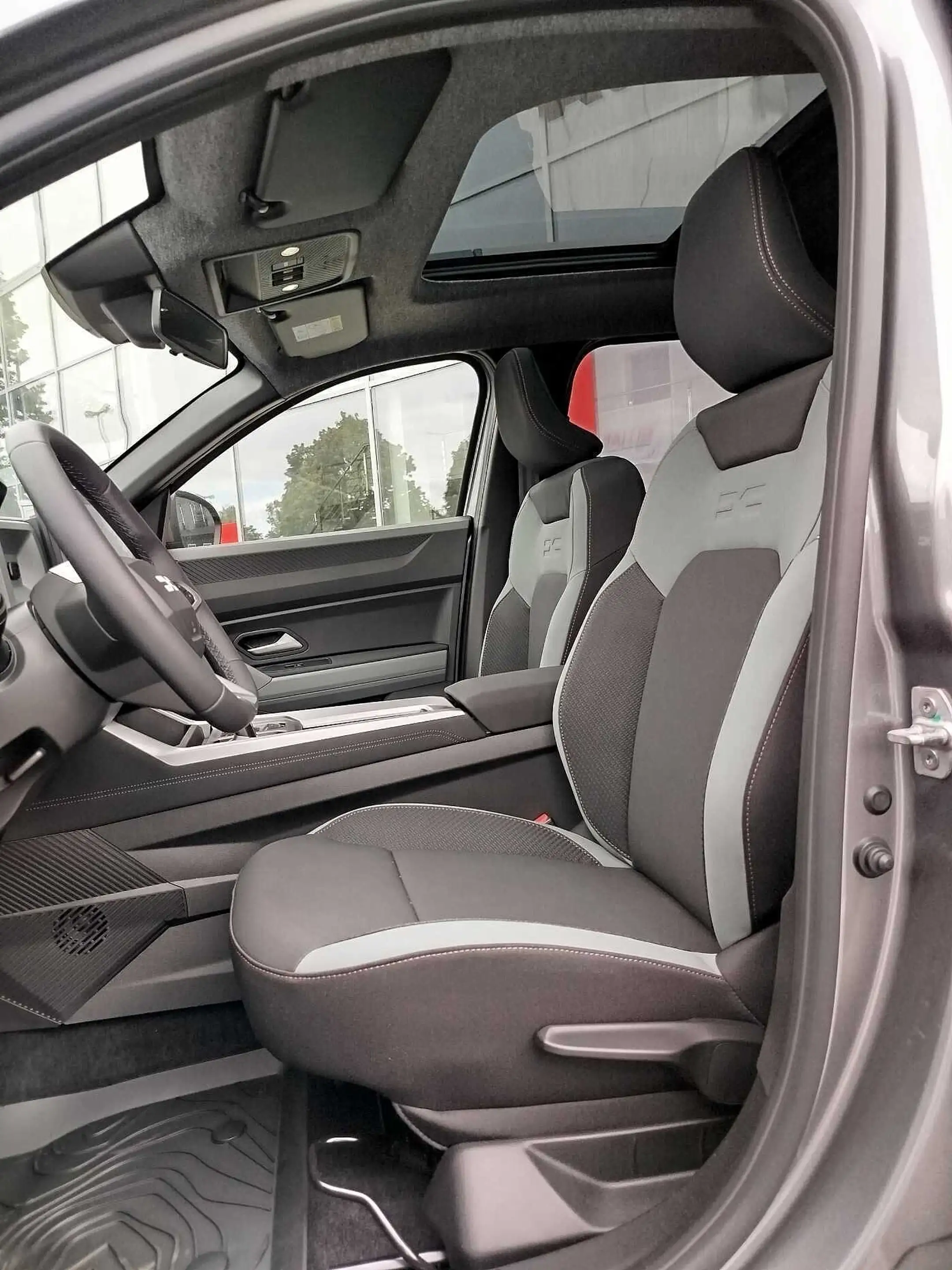 Dacia Bigster Hybrid 155 Extreme Winter PLUS/City/el.Heckkl./Pan — photo 12