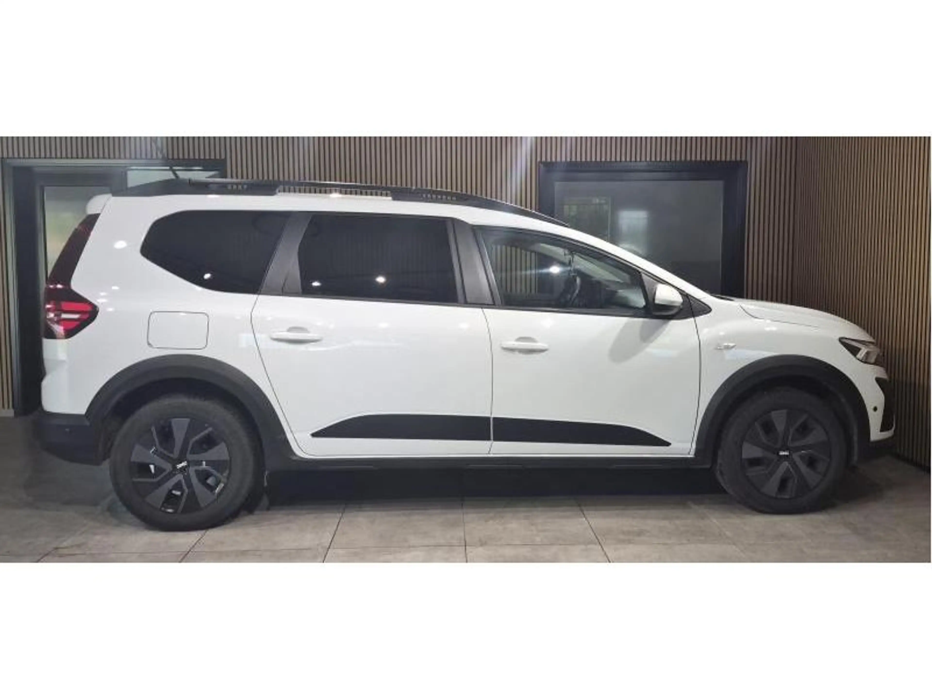 Dacia Jogger Expression — photo 8