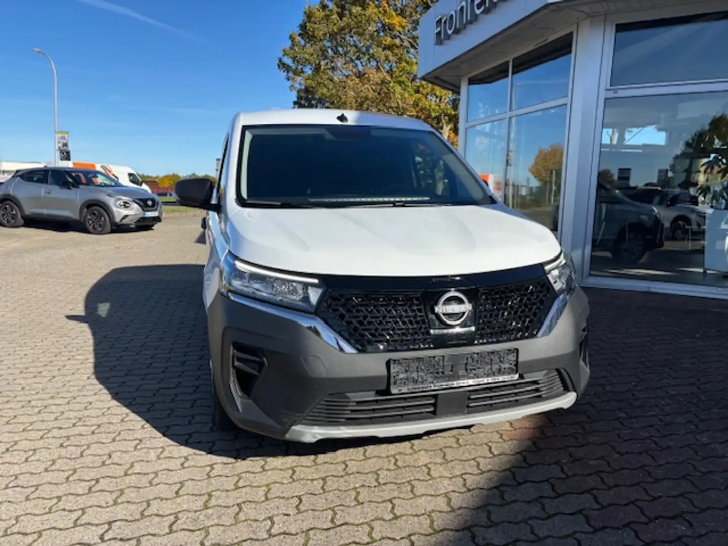 Nissan Townstar e-Townstar L1 Acenta Klima Laderaumboden 22KW Char Weiß - 2