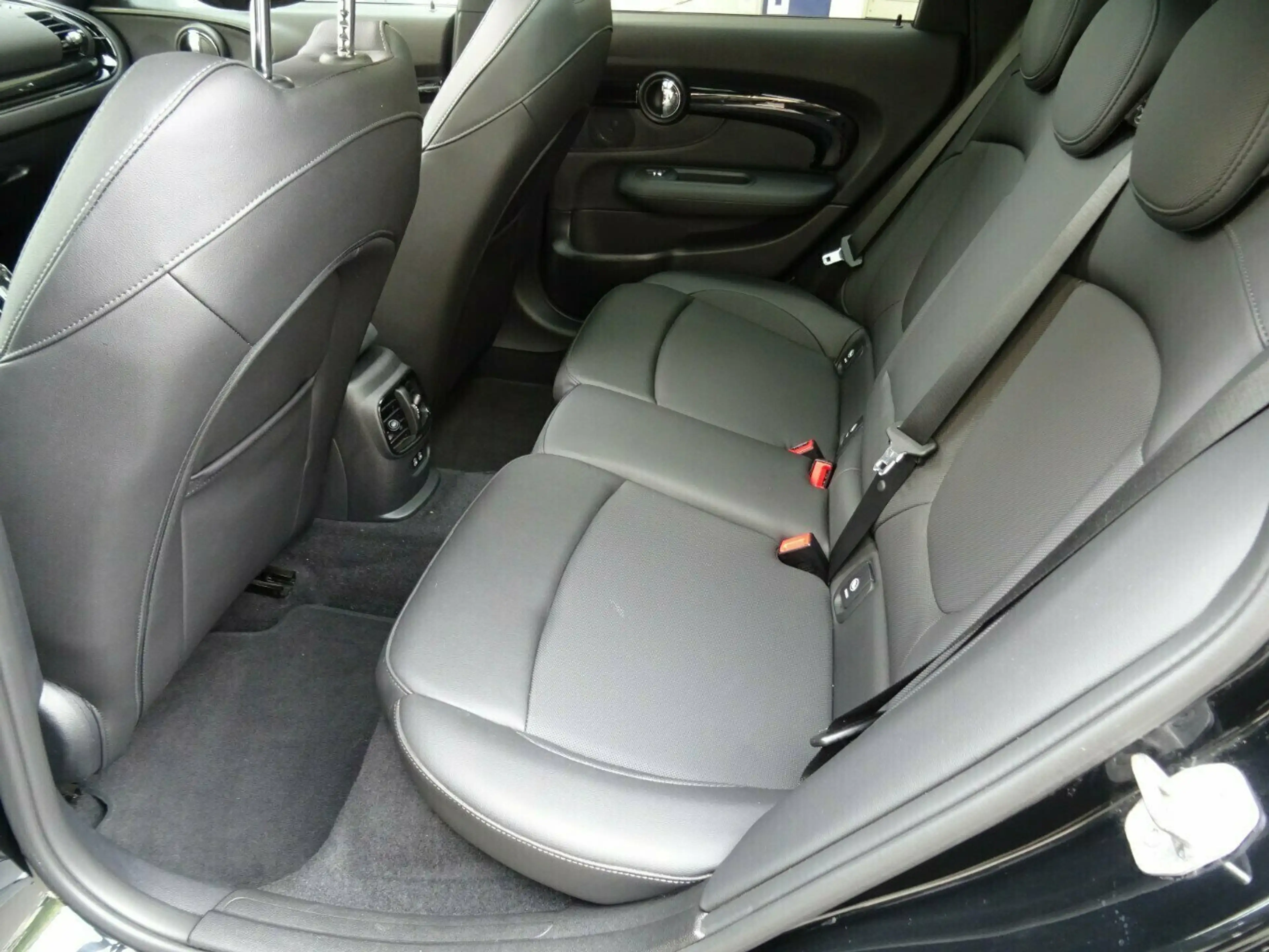 MINI One Clubman Classic Trim Autom,Leder,CarPlay — photo 7