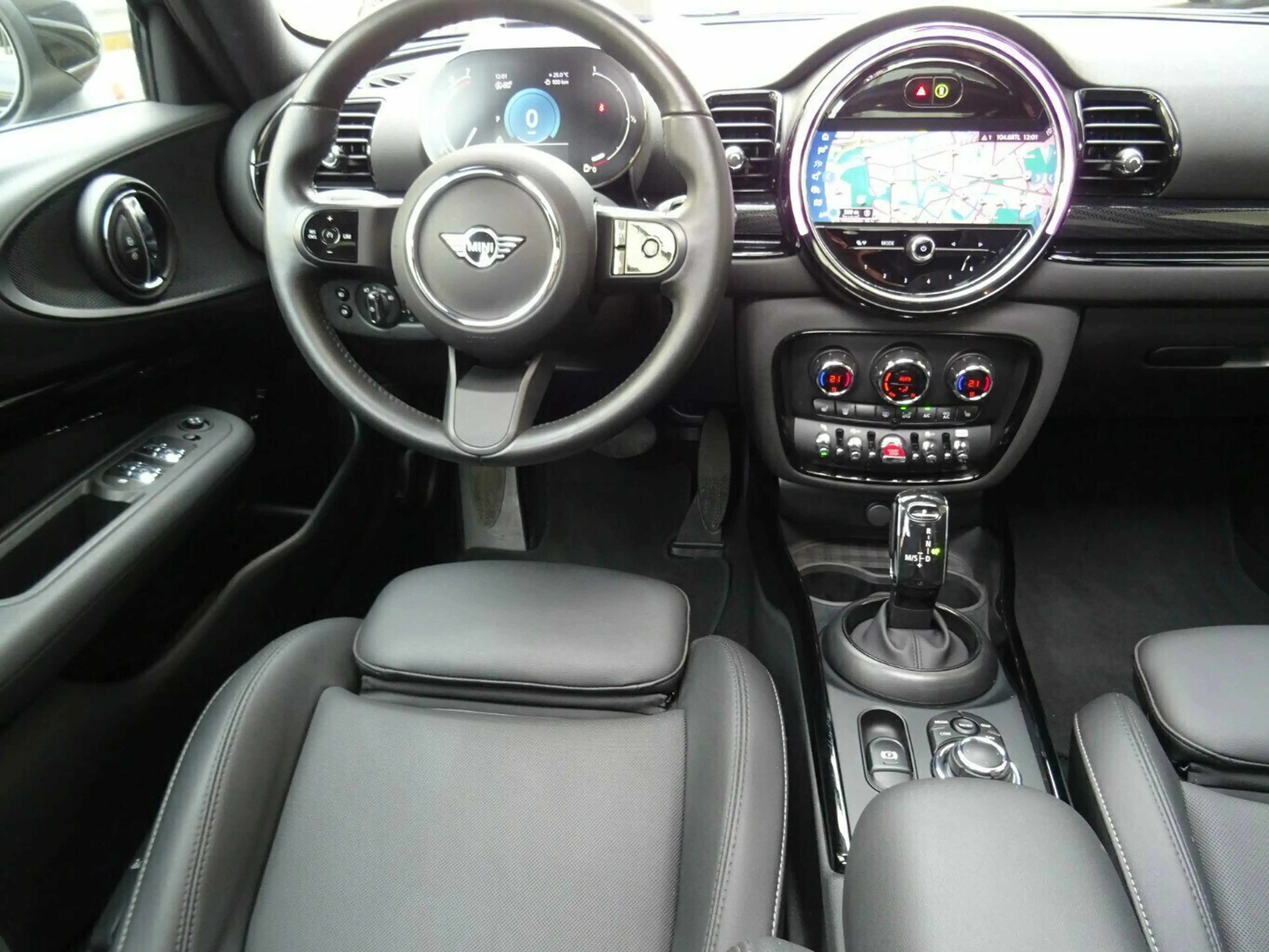 MINI One Clubman Classic Trim Autom,Leder,CarPlay — photo 4
