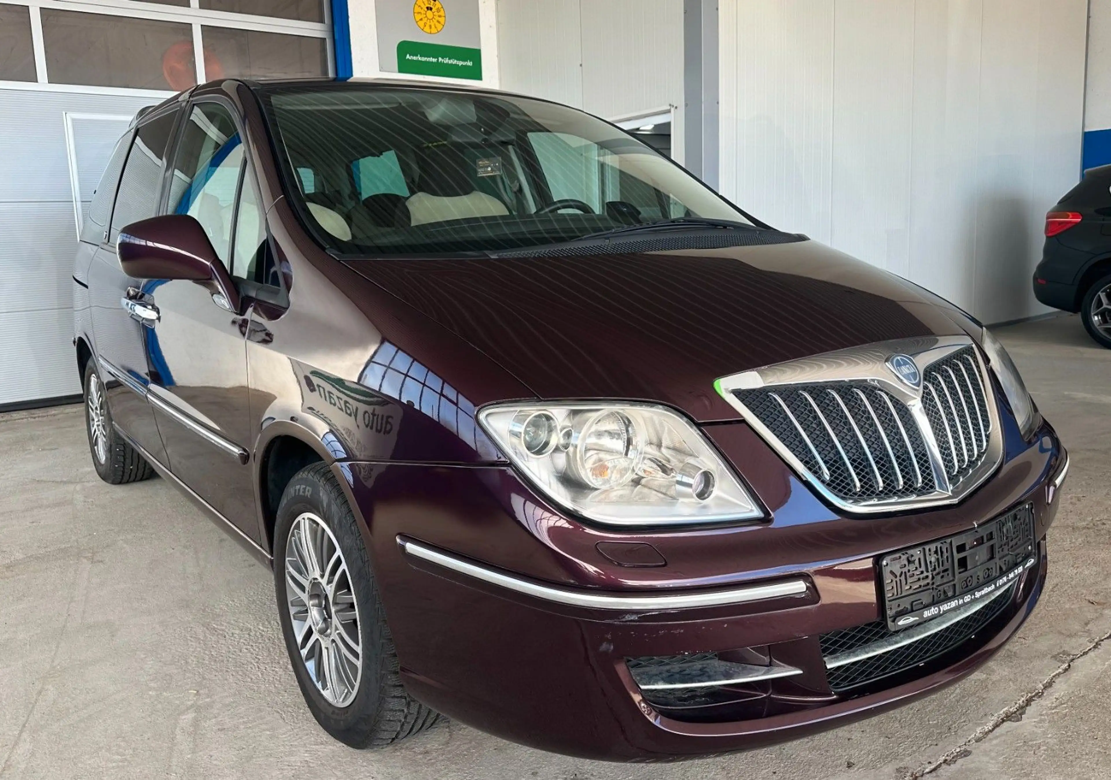 Lancia Phedra 2.2 16V Multijet Platino / NAVI / 7 Sitze — photo 3