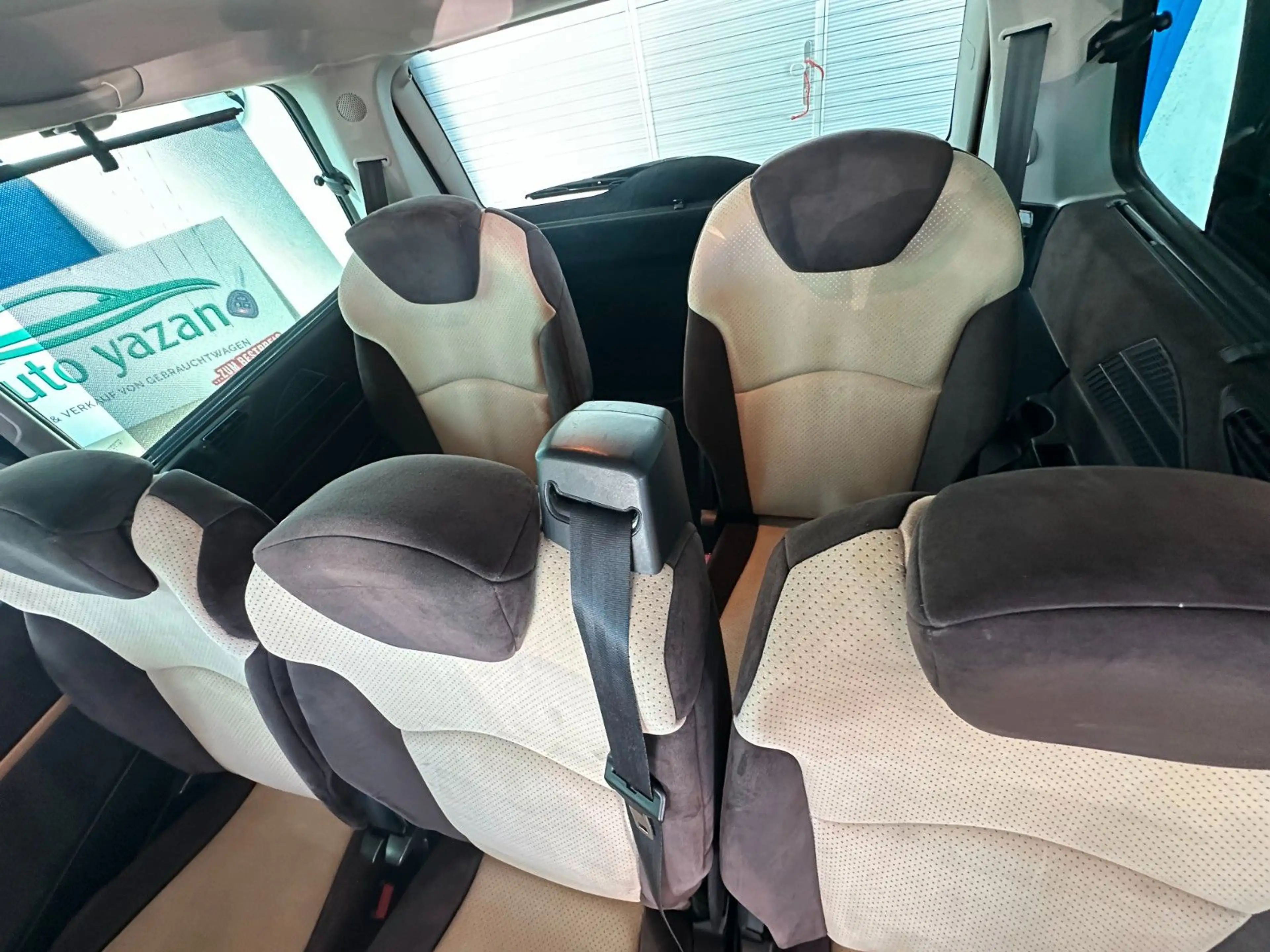 Lancia Phedra 2.2 16V Multijet Platino / NAVI / 7 Sitze — photo 16