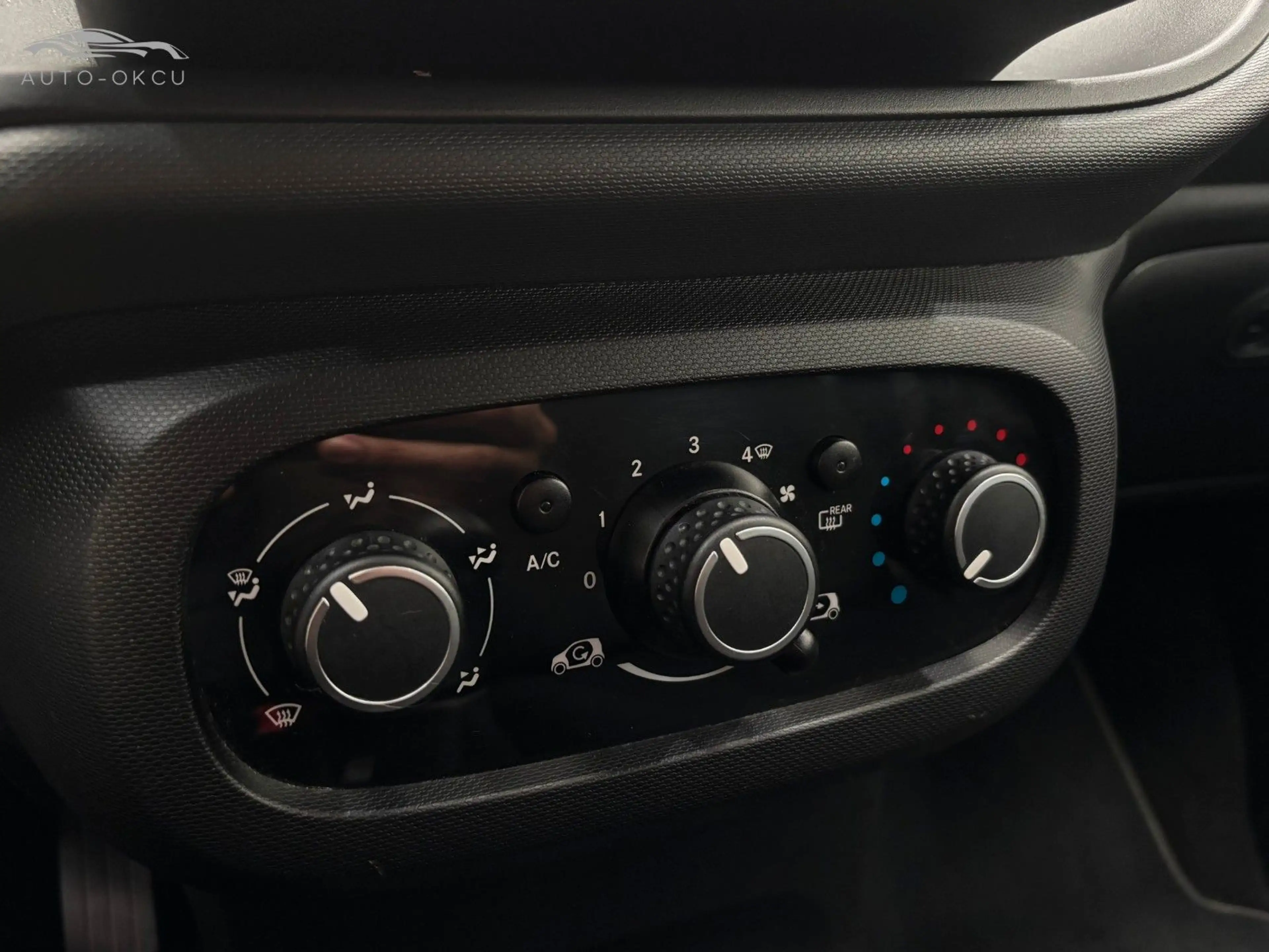 smart forFour KLIMA/TEMP./BT/USB/SCHECKHEFT/HU:NEU — photo 13