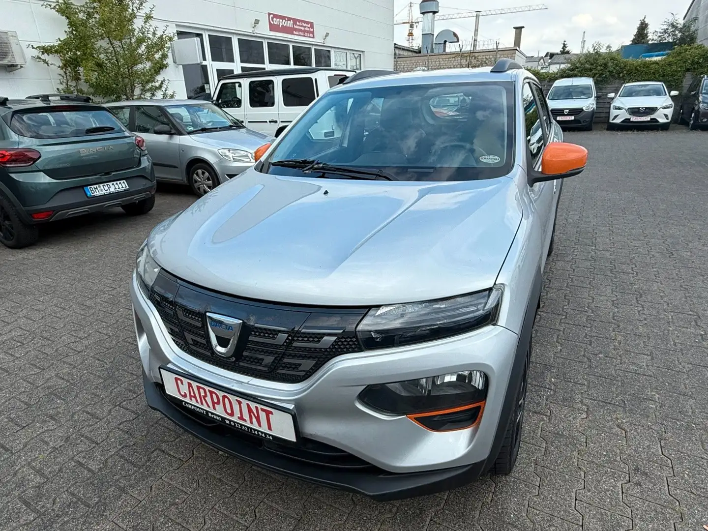 Dacia Spring Comfort Plus 1.HAND/CCS/KAMERALEDER/NAVI Silber - 1