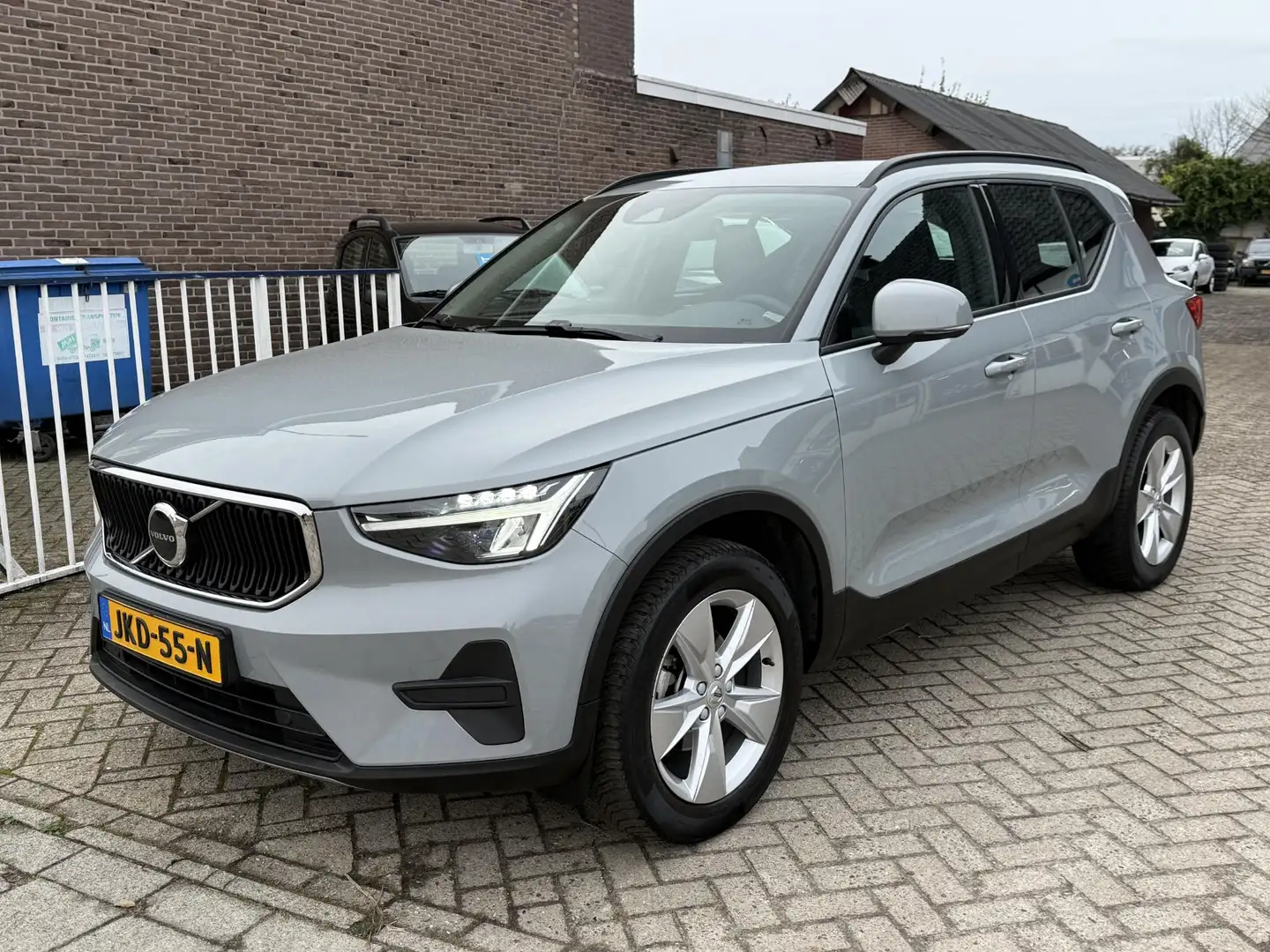 Volvo XC40 1.5 T2 Climate Pack, Park Assist Pack Grijs - 2