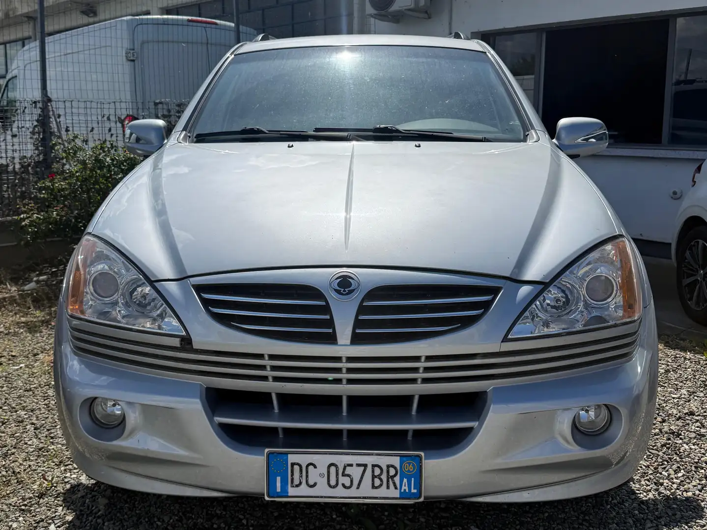 SsangYong Kyron Kyron 2.0 xdi Premium Silber - 1