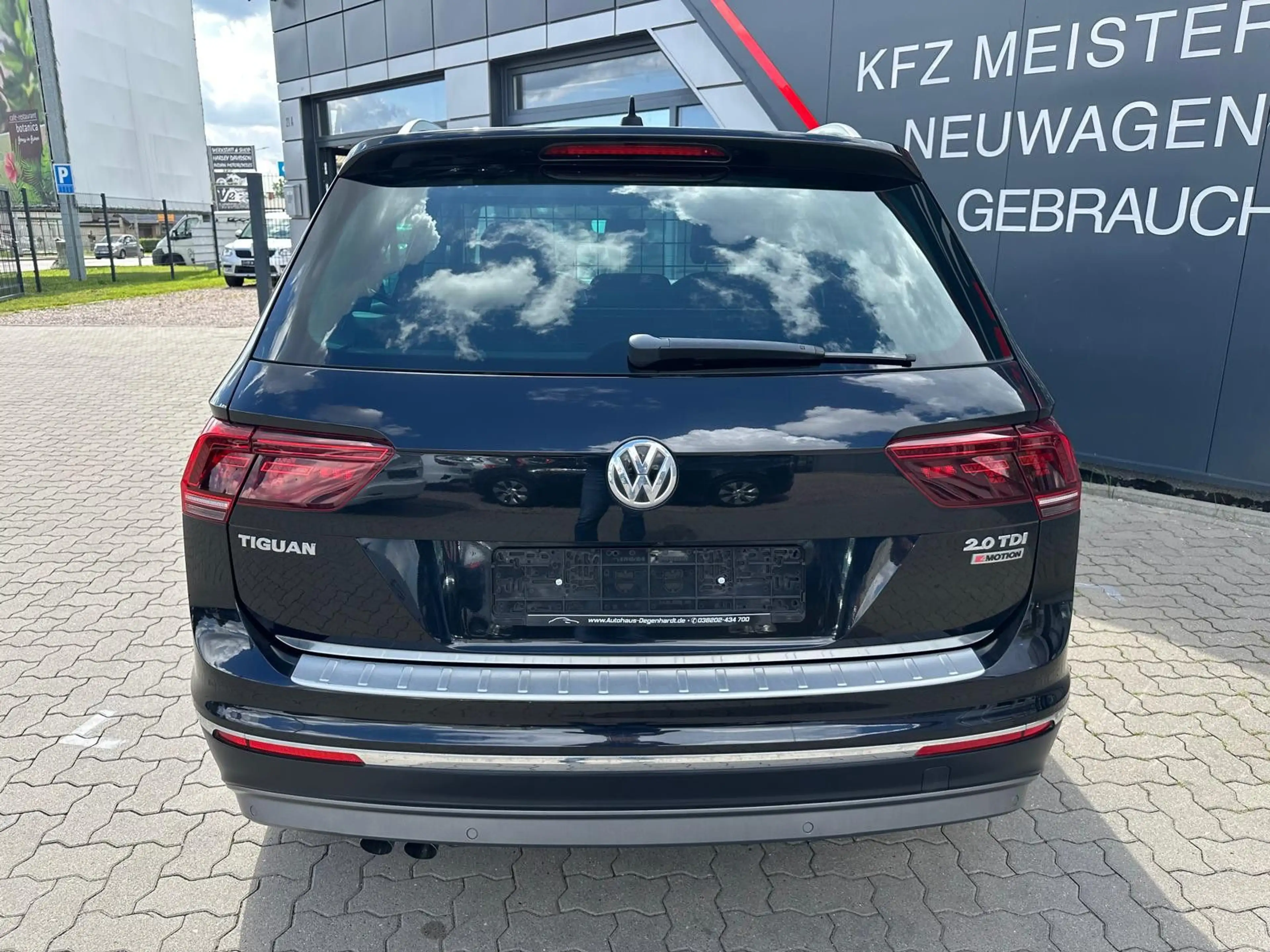 Volkswagen Tiguan 2.0 TDI Highline 4Motion ACC NAV KAMERA — photo 8