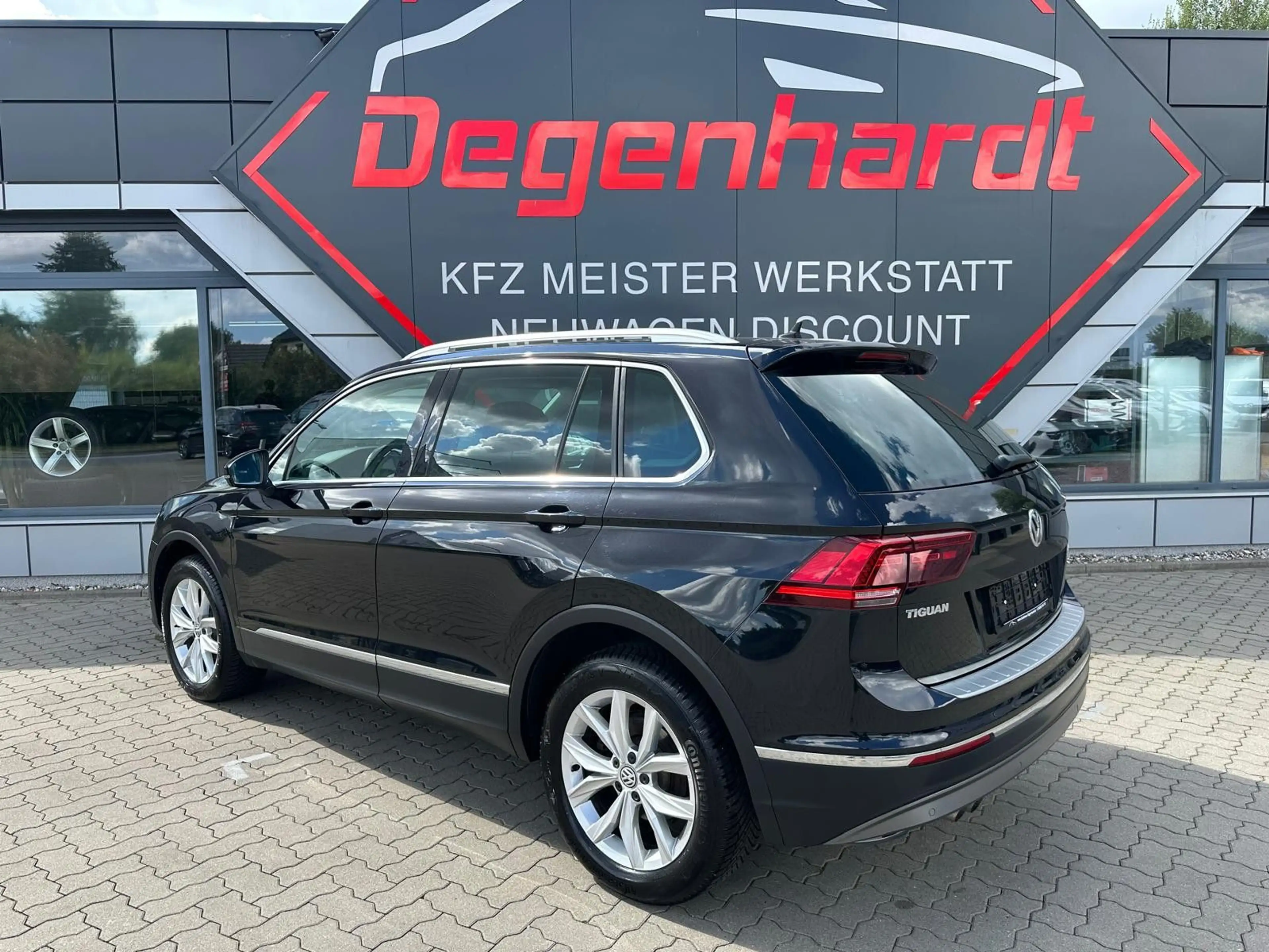 Volkswagen Tiguan 2.0 TDI Highline 4Motion ACC NAV KAMERA — photo 7