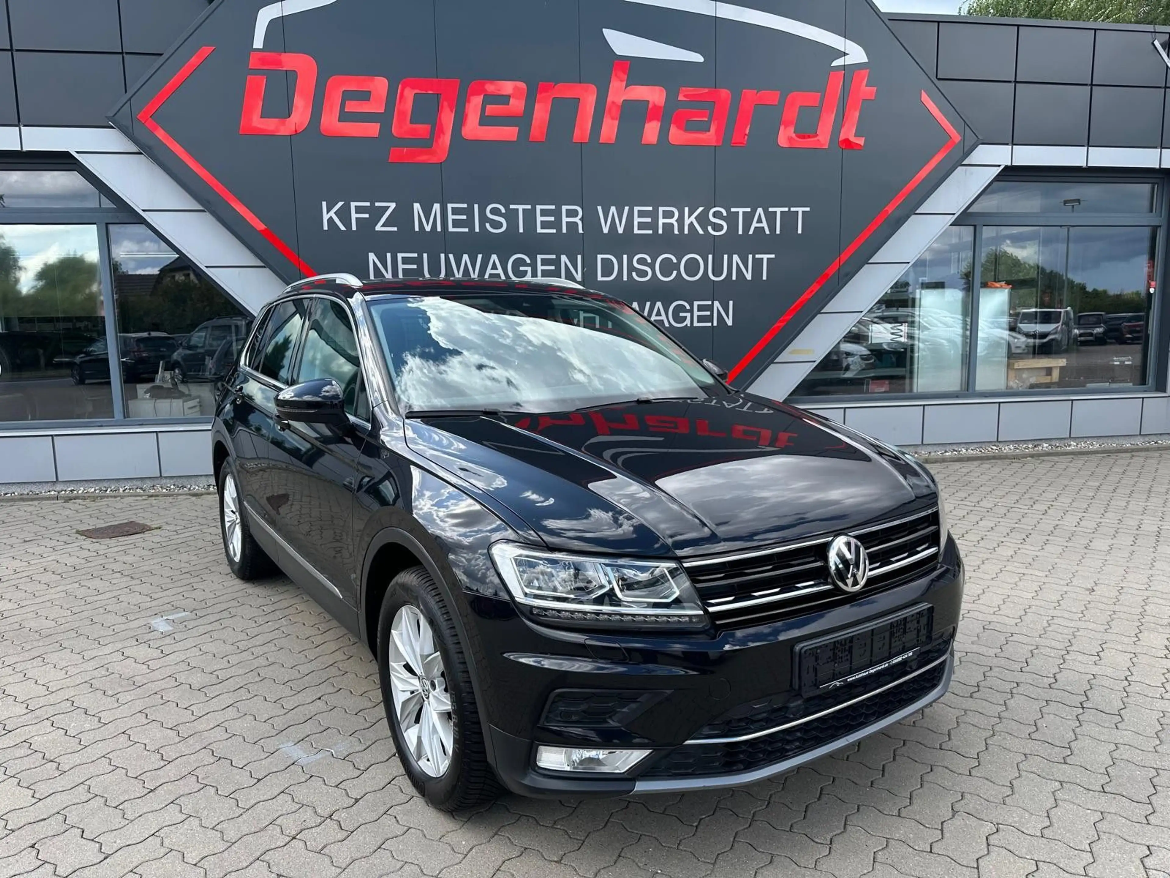 Volkswagen Tiguan 2.0 TDI Highline 4Motion ACC NAV KAMERA — photo 13