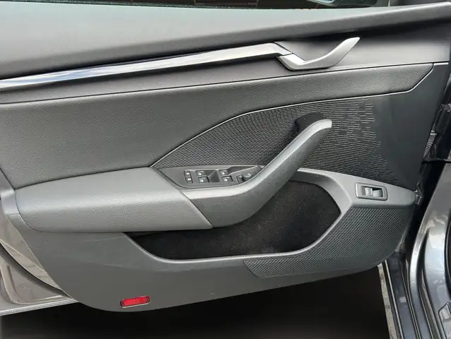 Skoda Octavia view 6