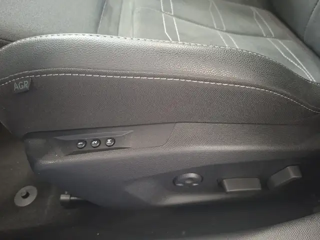 Opel Astra view 15