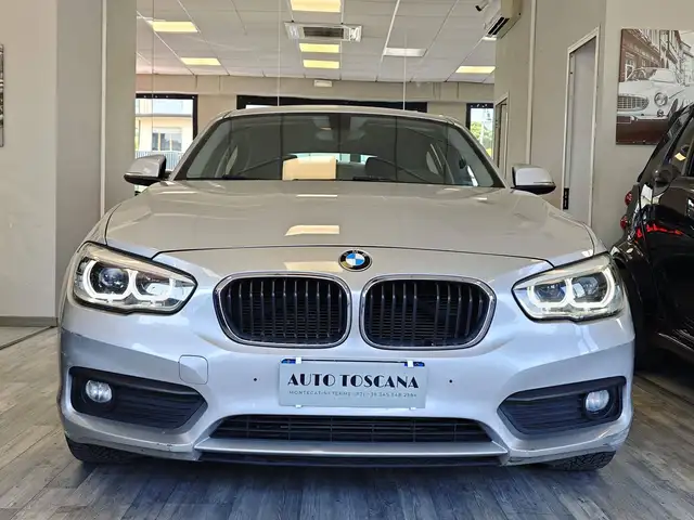BMW 116 Serie 1 F/20-21 2015 116d Urban 5p