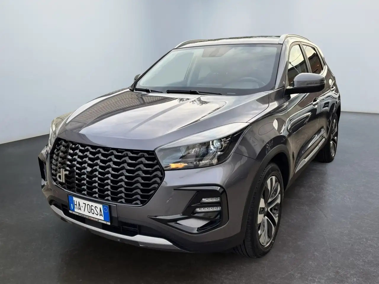 DR Automobiles DR5.0