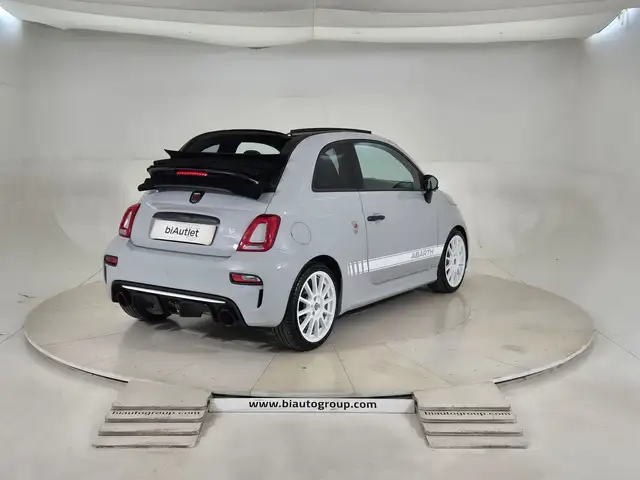 Abarth 595c view 4