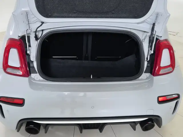 Abarth 595c view 13