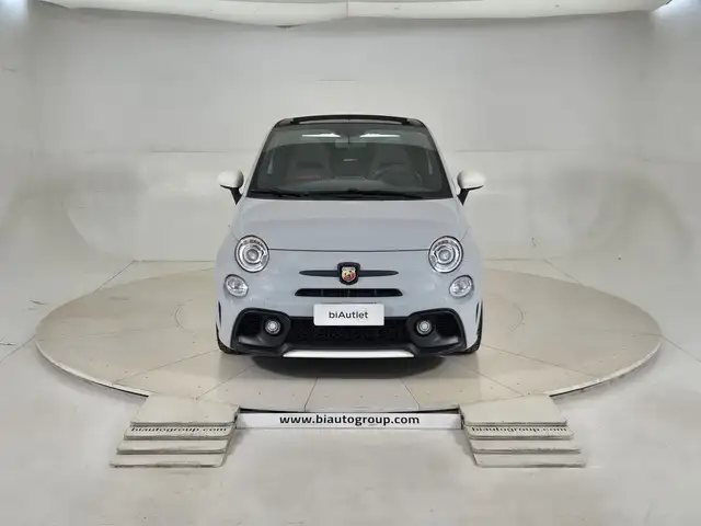 Abarth 595c view 2