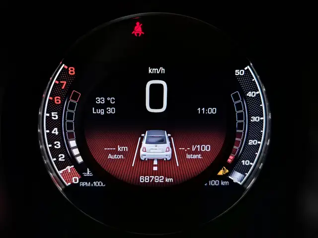 Abarth 595c view 15