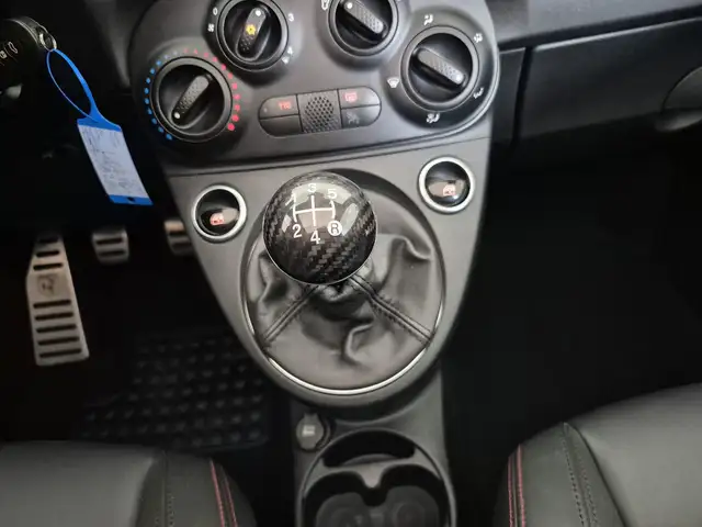 Abarth 595c view 11