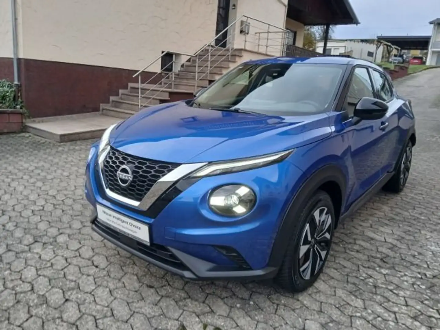 Nissan Juke 1.0 DIG-T Acenta Navi Voll-LED Scheinwerfer Blau - 2