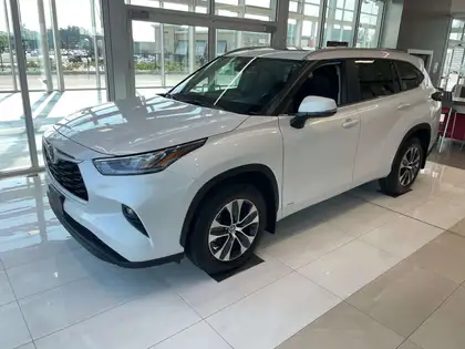 2026 Toyota Highlander Hybrid XLE AWD