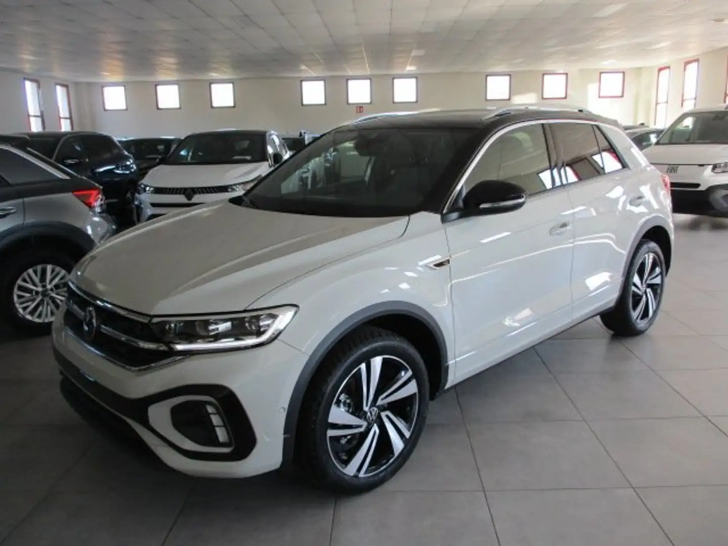 Volkswagen T-Roc T-Roc 1.0 TSI R-Line Plus 115cv - KM0 - 1
