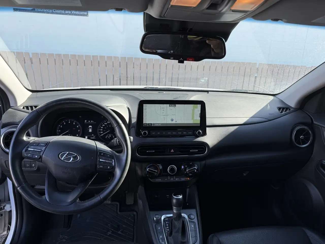 Hyundai KONA снимка Hyundai KONA