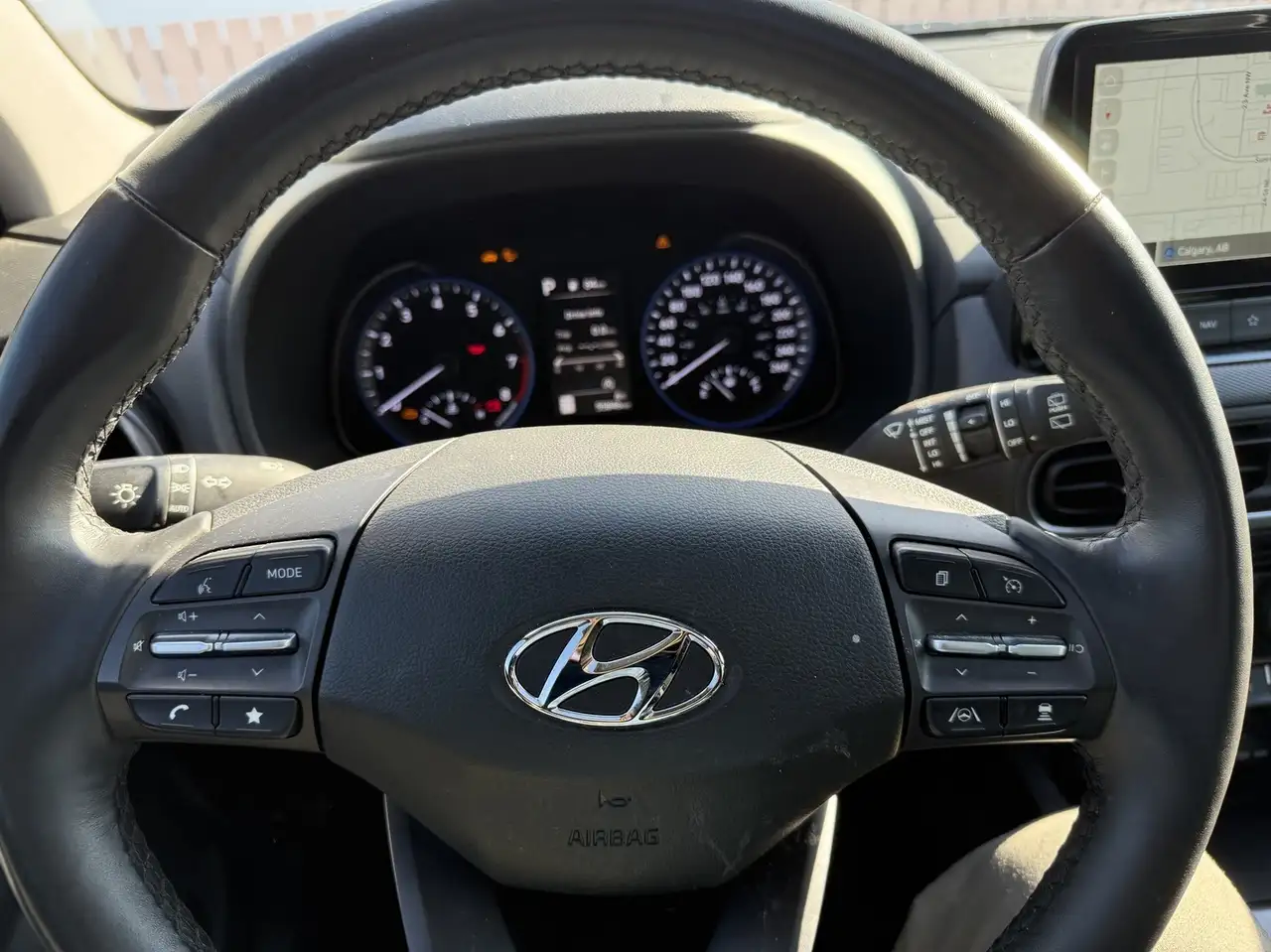 Hyundai KONA снимка Hyundai KONA
