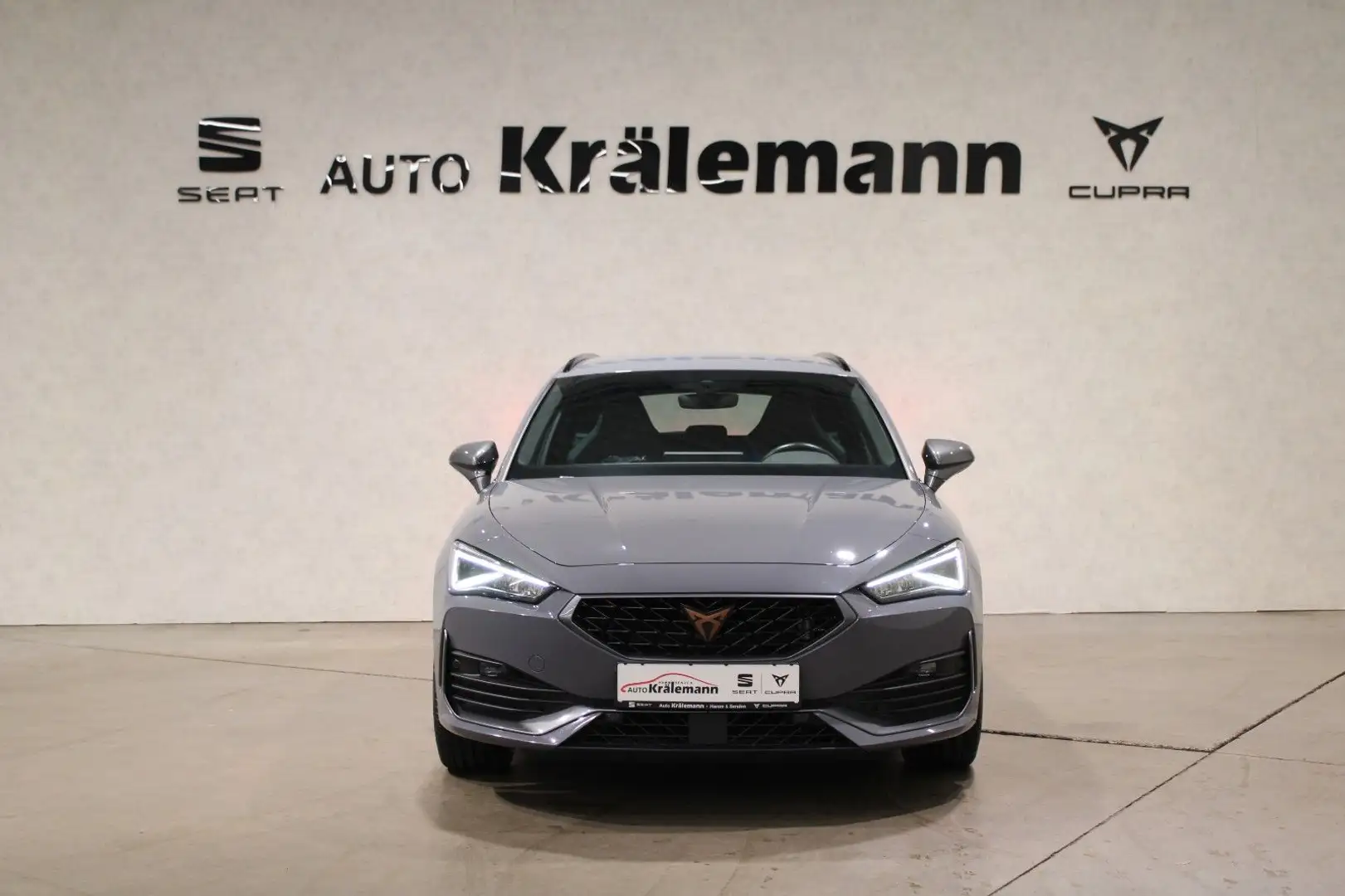 CUPRA Leon Sportstourer VZ e-Hybrid*Navi*AHK*Kamera* Grau - 2