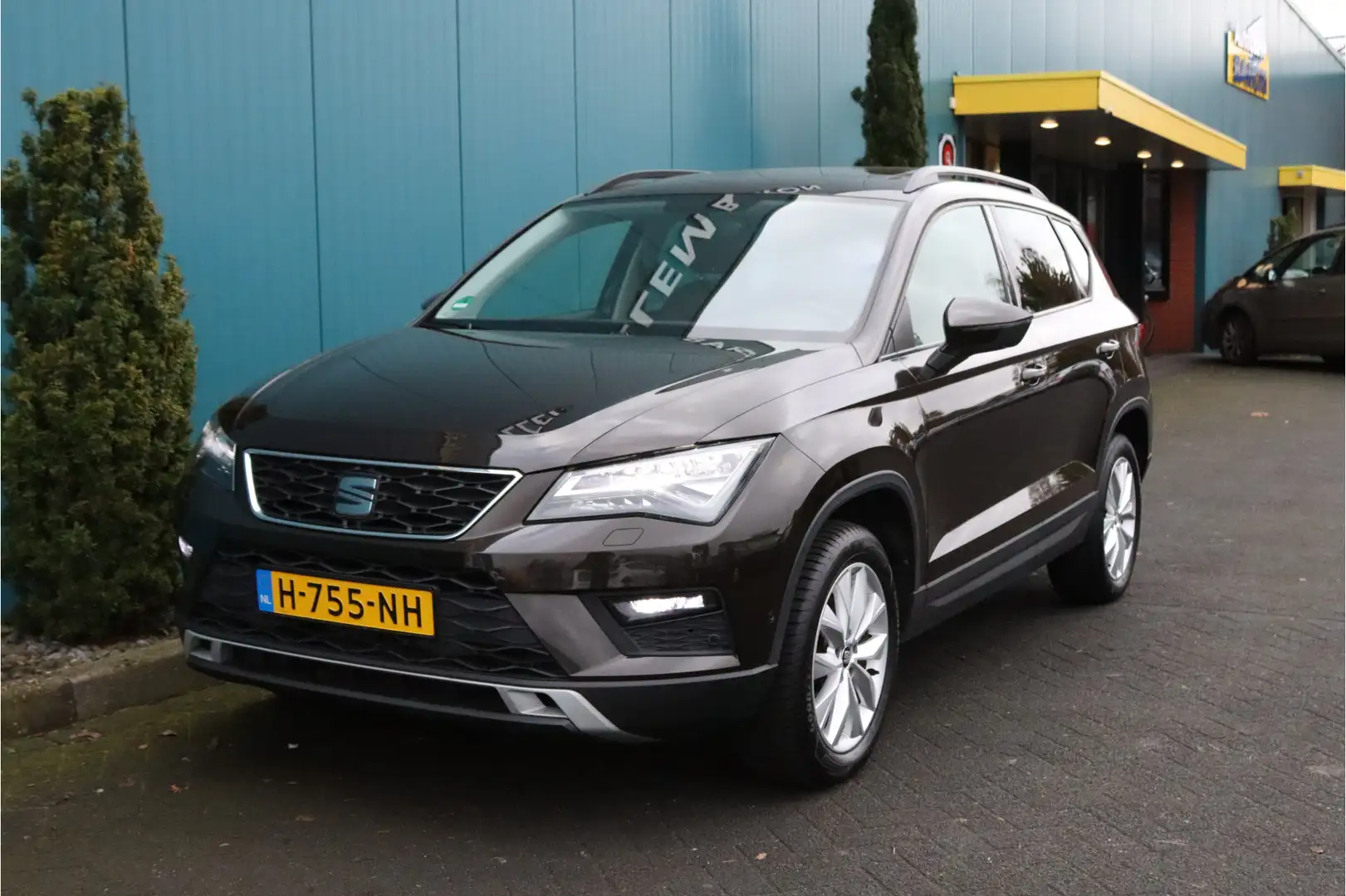 SEAT Ateca 1.5 TSI Style Business Intense PANO|ECC|CRUISE|LED Marrón - 1