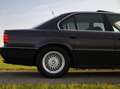 BMW 740 First paint | DE | 26.100km | Individual | 1 owner Mauve - thumbnail 14