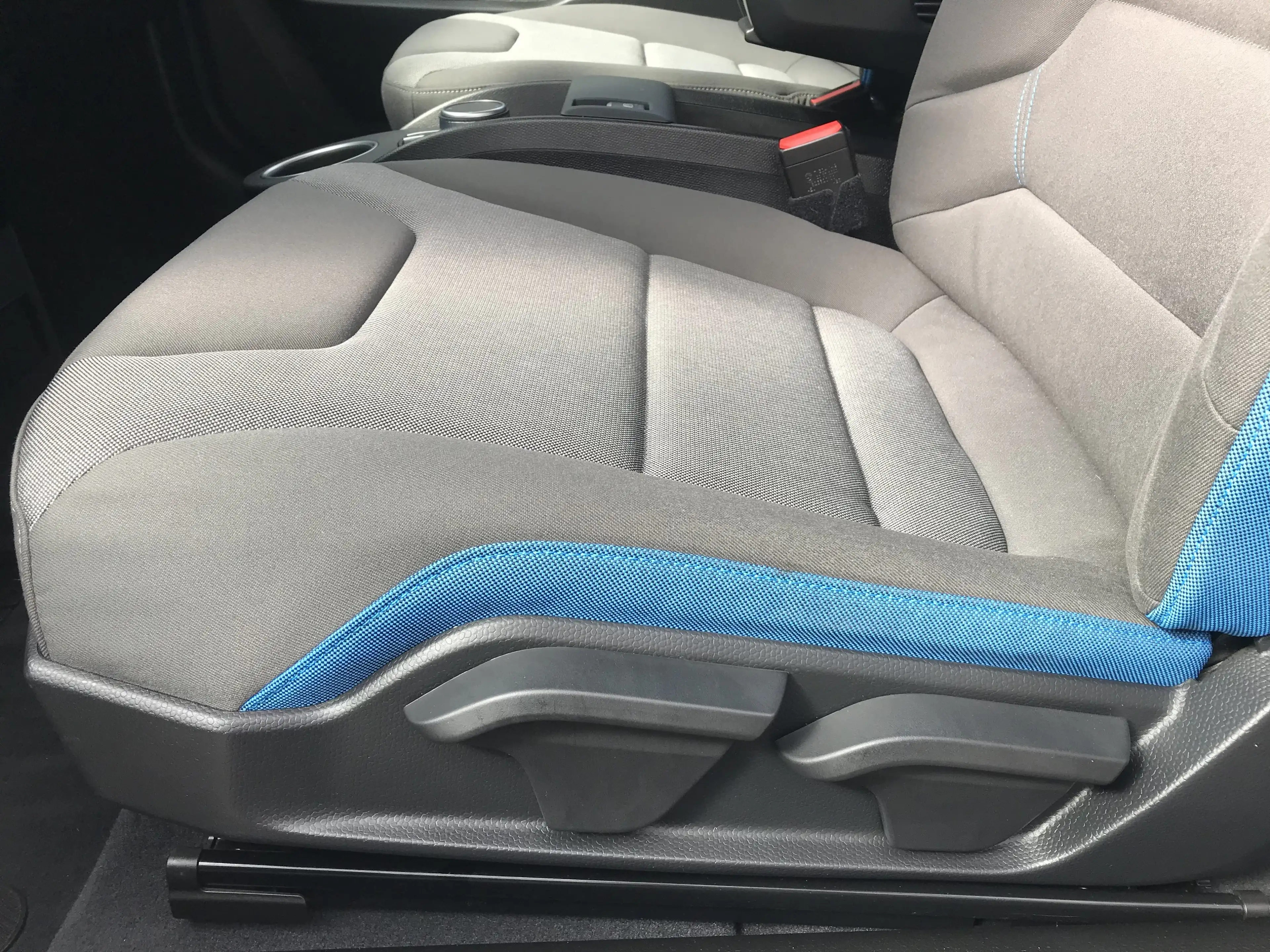 BMW i3 120 DAB LED RFK Navi Prof. Shz — photo 7