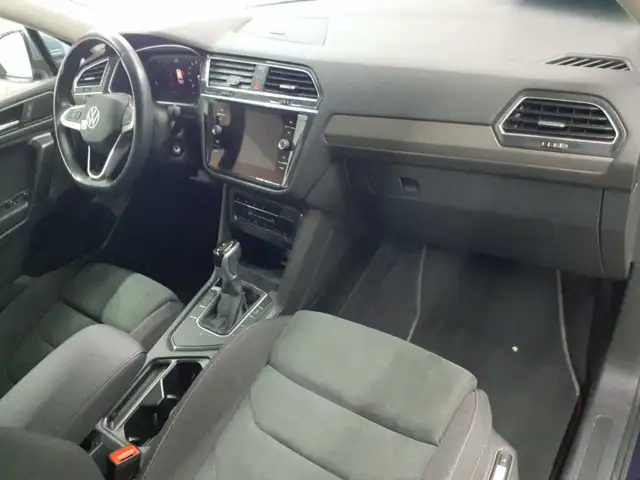 Volkswagen Tiguan view 9