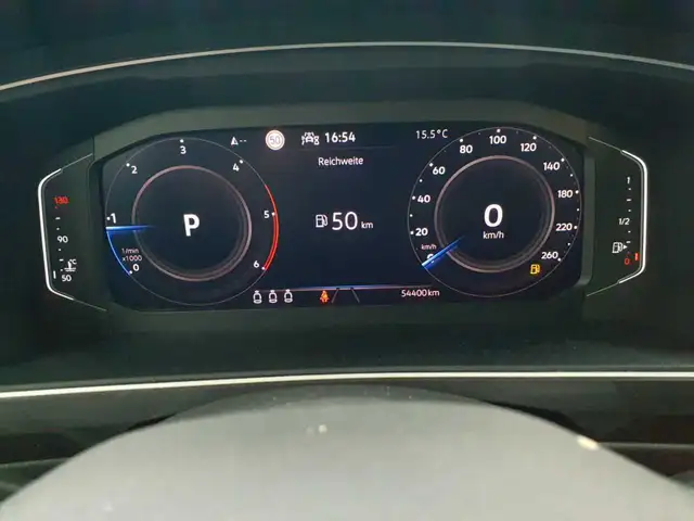 Volkswagen Tiguan view 11