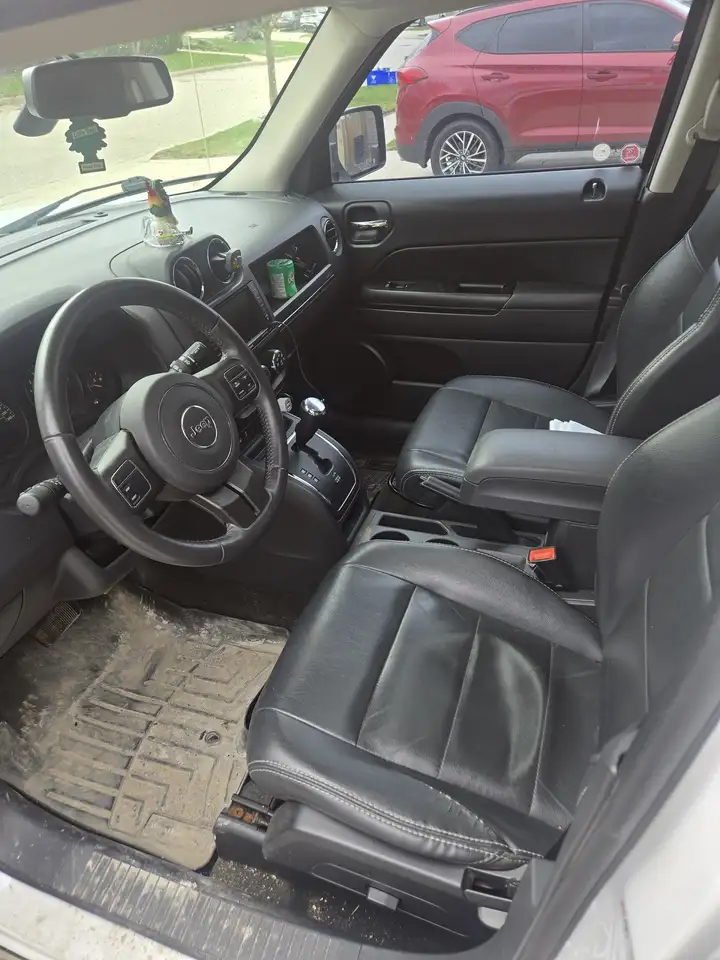 Jeep Patriot снимка Jeep Patriot