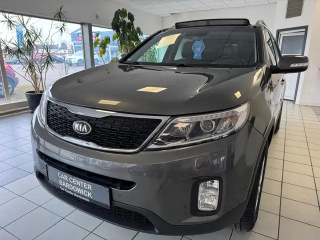 Kia Sorento Spirit 4WD**7-Sitze+GSD+Leder+Xenon**
