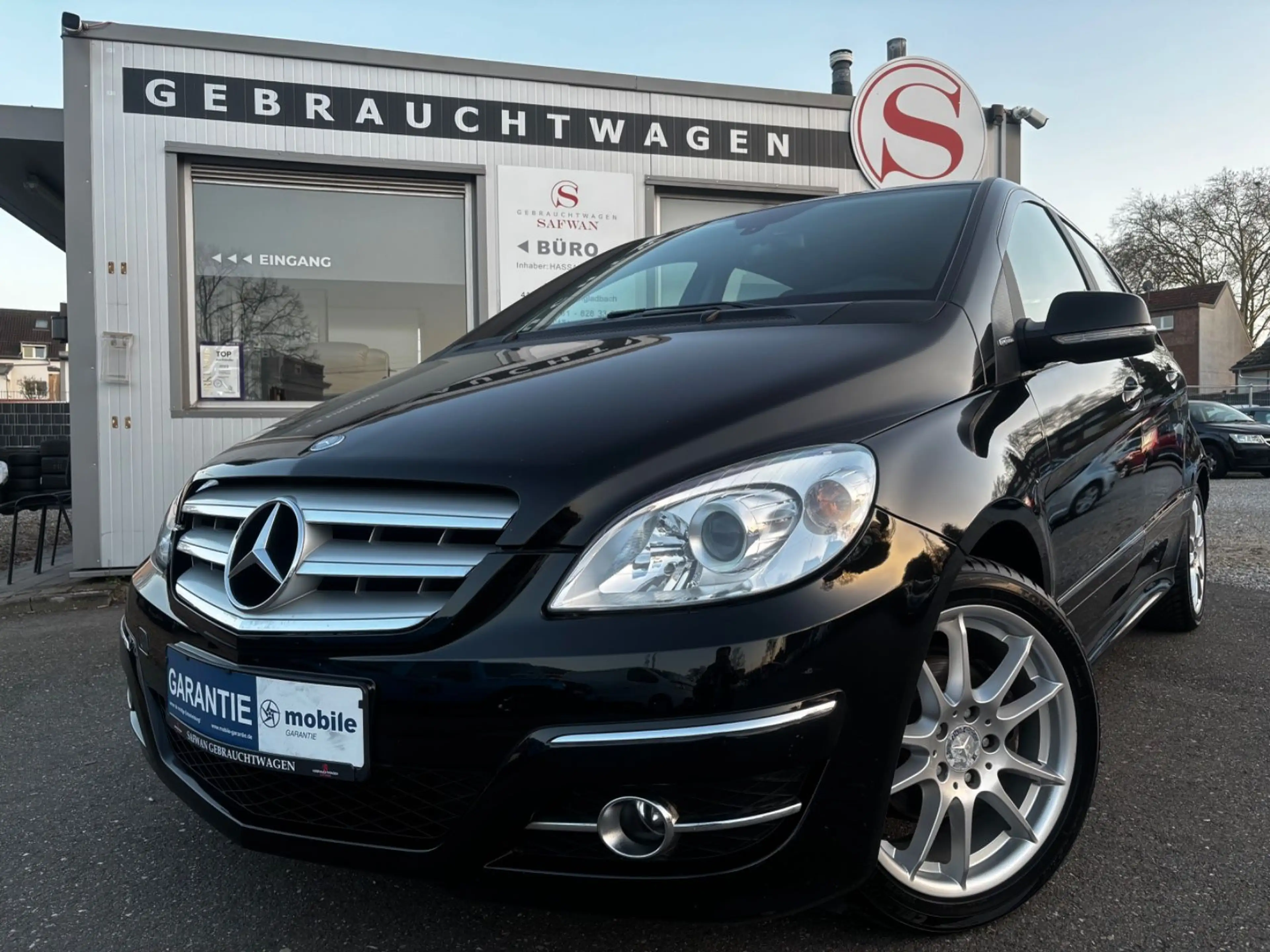 Mercedes-Benz B 160 Sport*LM*TÜVNEU*AHK*TLEDER*ALLSEASON*SITZH — photo 3
