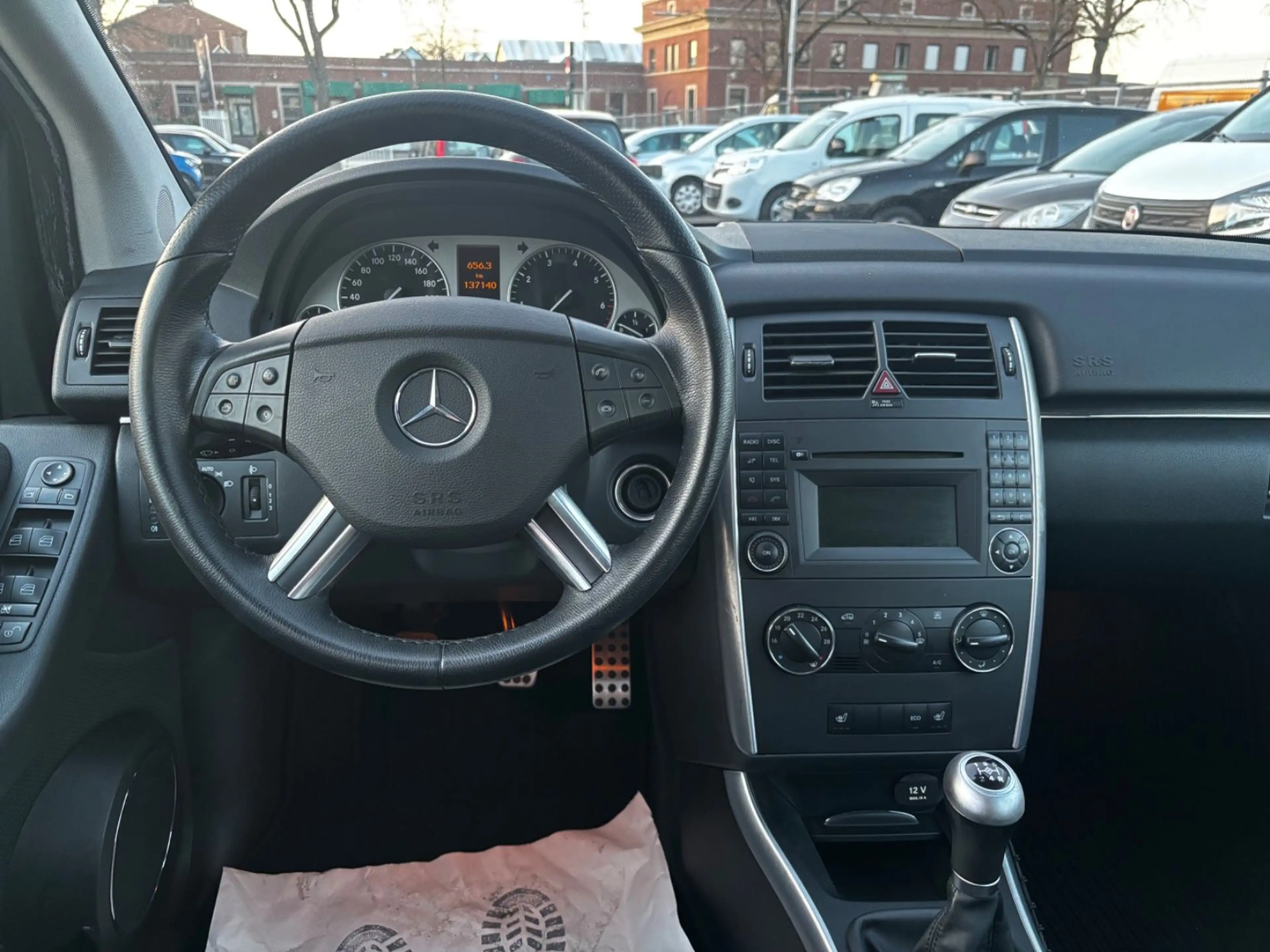 Mercedes-Benz B 160 Sport*LM*TÜVNEU*AHK*TLEDER*ALLSEASON*SITZH — photo 15