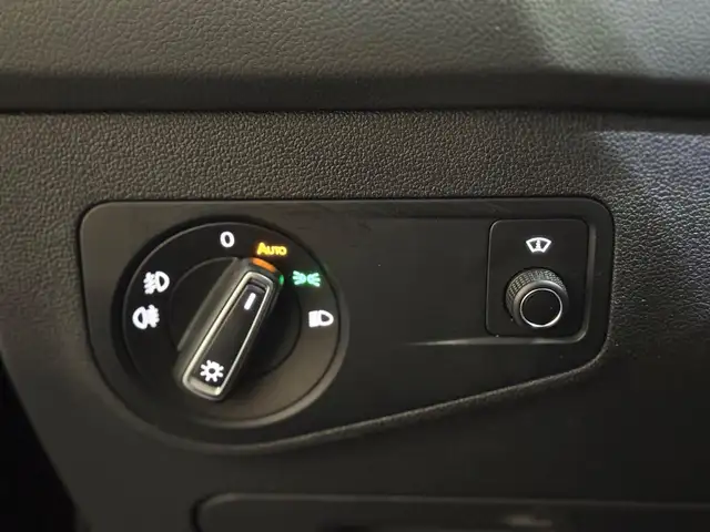 Volkswagen Tiguan view 20