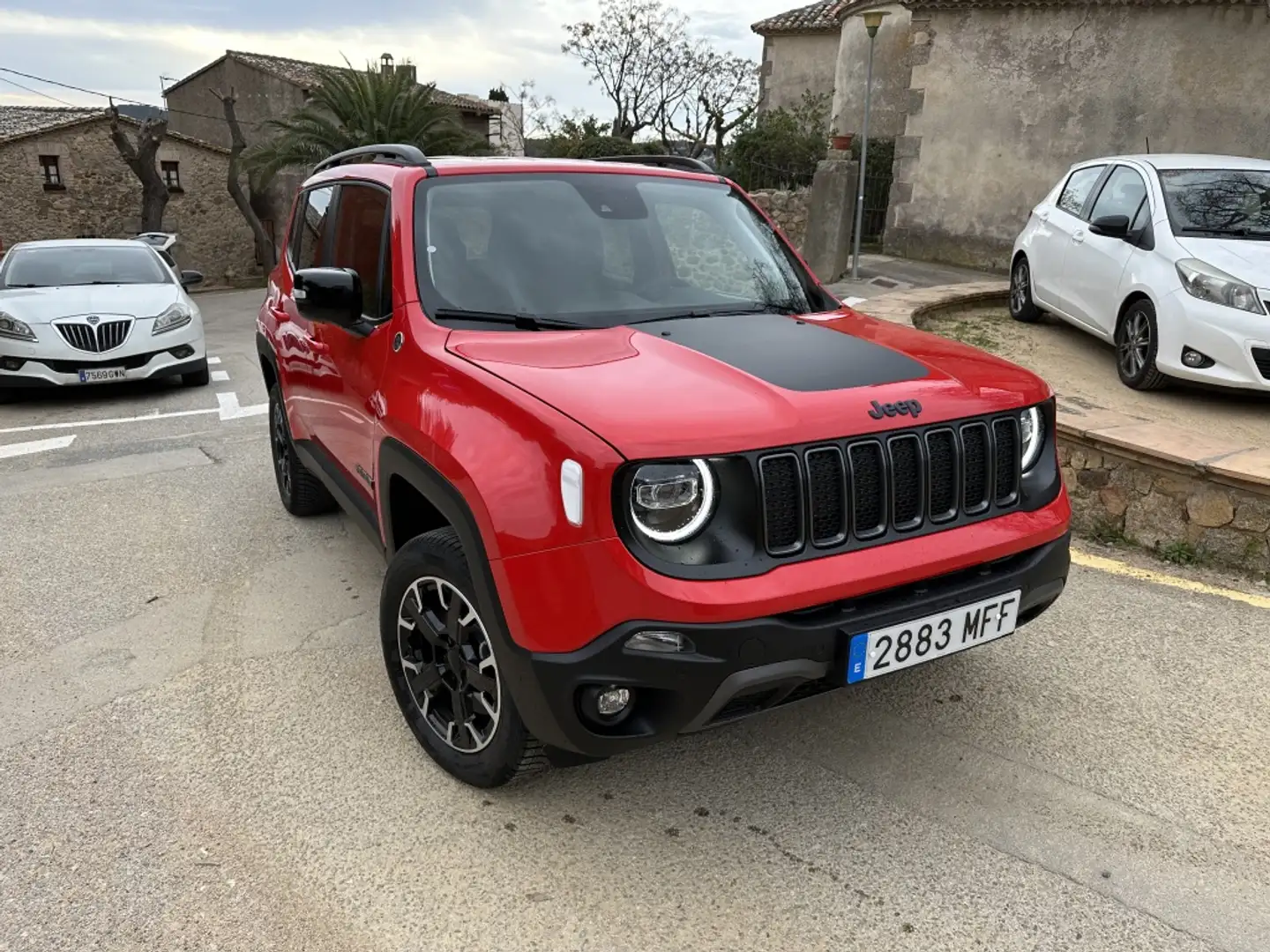 Jeep Renegade 1.3 PHEV Trailhawk 4x4 Aut. 177KW Rouge - 1